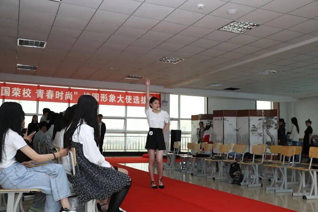 小乌龟逃亡记